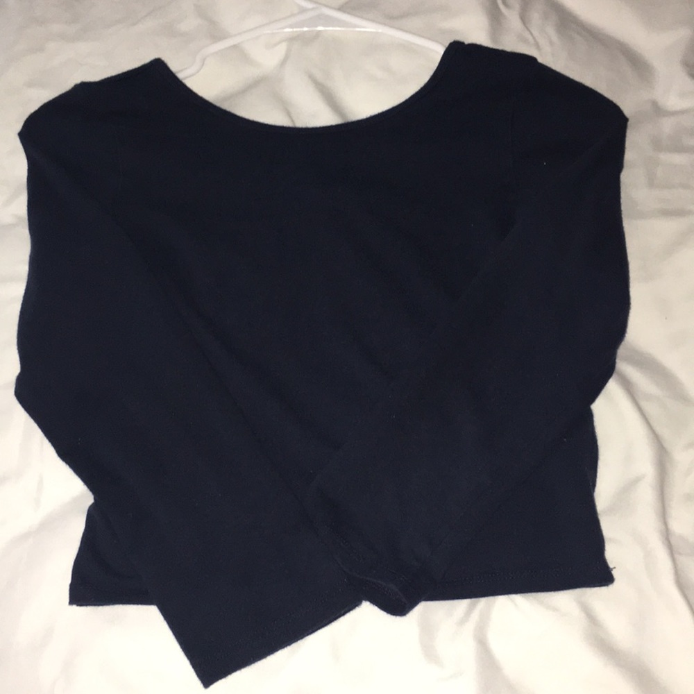 Long sleeve crop top